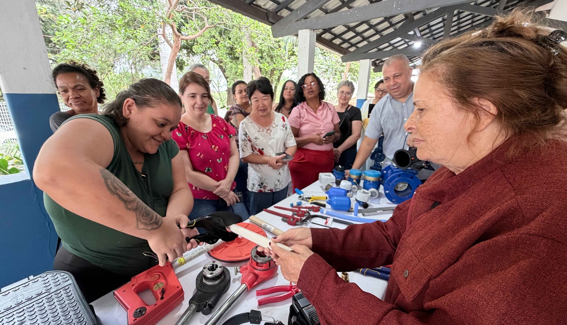 Curso de Encanadora da GS Inima SAMAR capacita mais 38 mulheres em Araçatuba