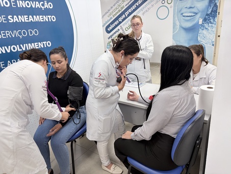 upload/noticias/noticia/equipe-do-unisalesiano-realizou-afericao-de-pressao.jpg